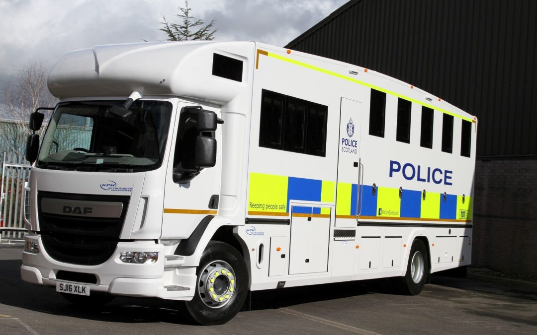 HGV Helios Police Scotland Horsebox 18 tonne
